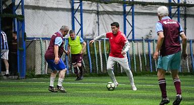 BAŞKAN KAYA, ENGELLİ BİREYLERLE DOSTLUK MAÇINA ÇIKTI