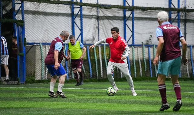 BAŞKAN KAYA, ENGELLİ BİREYLERLE DOSTLUK MAÇINA ÇIKTI