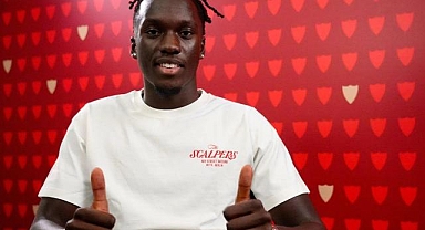 BATISTA MENDY SEVILLA'YA VEDA ETTİ