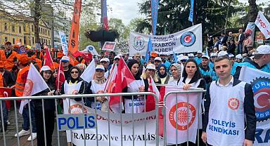EMEKÇİLER TRABZON’DA TEK SES OLDU: “YAŞASIN 1 MAYIS”