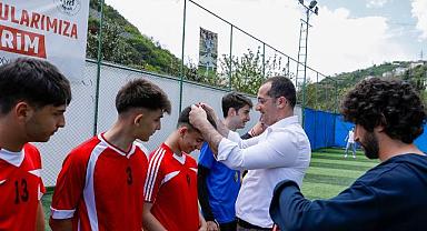 GENÇLER SAHADA BULUŞTU: LİSELER ARASI FUTBOL TURNUVASI TAMAMLANDI