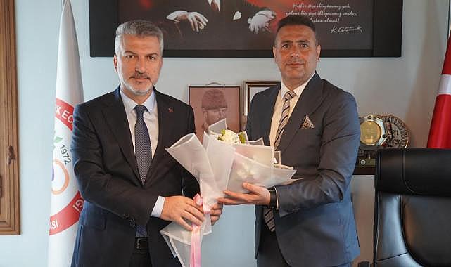 İL BAŞKANI MUMCU’DAN TRABZON ECZACILAR ODASINA ZİYARET