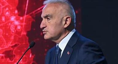 KURBAN BAYRAMI TATİLİ 9 GÜN OLACAK MI? BAKAN ERSOY: “KABİNE’DE KARARA BAĞLANACAK”