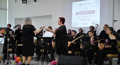 ÖZEL ÇOCUK ANNELERİNDEN ANLAMLI KONSER