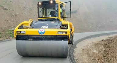 BÜYÜKŞEHİR’DEN YÜKSEK KESİMLERDE YOL SEFERBERLİĞİ
