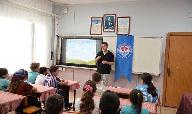 BÜYÜKŞEHİR'İN 'AKRAN NEZAKETİ' EĞİTİMLERİ SÜRÜYOR