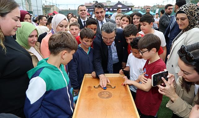 ŞEHİR İÇİ RAYLI SİSTEMDE YAPIM SÜRECİ BAŞLIYOR