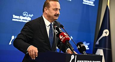 YAVUZ AĞIRALİOĞLU: MAZERET İKTİDARI MEMLEKETİ YÖNETEMİYOR