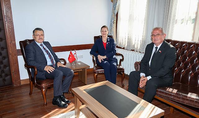 BAŞKAN GENÇ'TEN KKTC BAŞKONSOLOSU DEMİREL'E ZİYARET