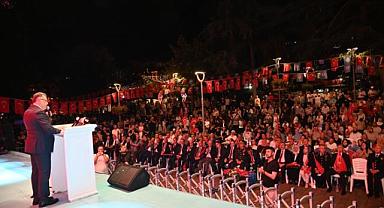 BAŞKAN GENÇ: “TRABZON, 15 TEMMUZ GECESİ DEMOKRASİYE SAHİP ÇIKTI”