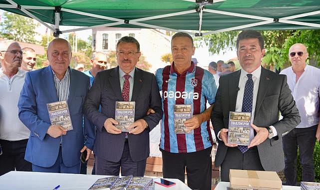 BAŞKAN KAYA, ‘TRABZONSPOR: FUTBOLDA ANADOLU DEVRİMİ’ KİTABININ İMZA GÜNÜNE KATILDI