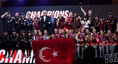 FİLENİN SULTANLARI VNL'DE YİNE ZİRVEDE