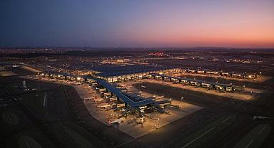 HAVAYOLUNDA 6 AYDA 112 MİLYONA YAKIN YOLCUYA HİZMET VERİLDİ