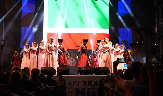 HORON VE MÜZİK FESTİVALİ’NDE FİNAL COŞKUSU