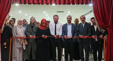 KURSİYERLERİN ESERLERİ SANATSEVERLERLE BULUŞTU