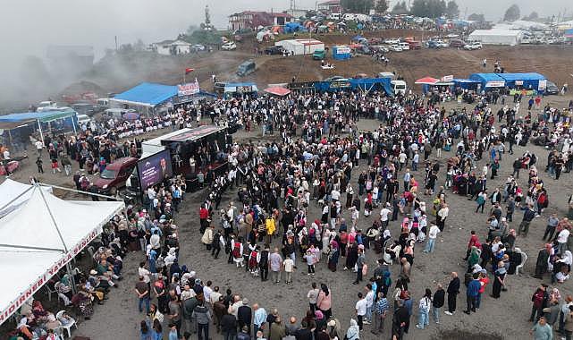ORAĞIN YEDİSİNDE HIDIRNEBİ'NDE HORON VE KEMENÇE SUSMADI