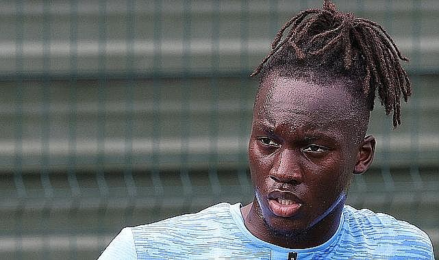 TRABZONSPOR'DA MENDY'NİN DURUMU BELİRSİZLİĞİNİ KORUYOR